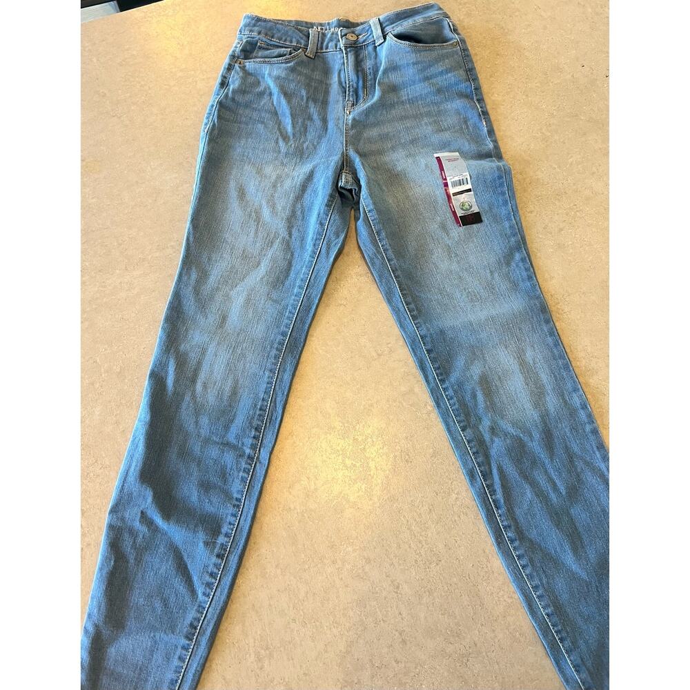 No Boundaries Jeans